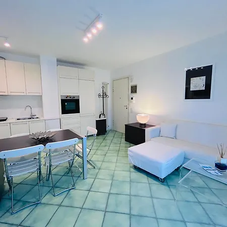 Martinelli -flexrent Immobiliare Abissinia * Riccione