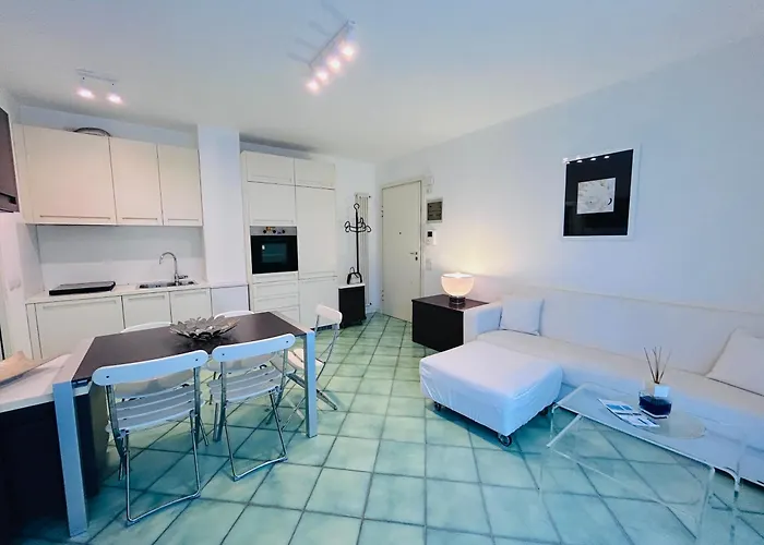 Martinelli Flexrent - Immobiliare Abissinia * Riccione